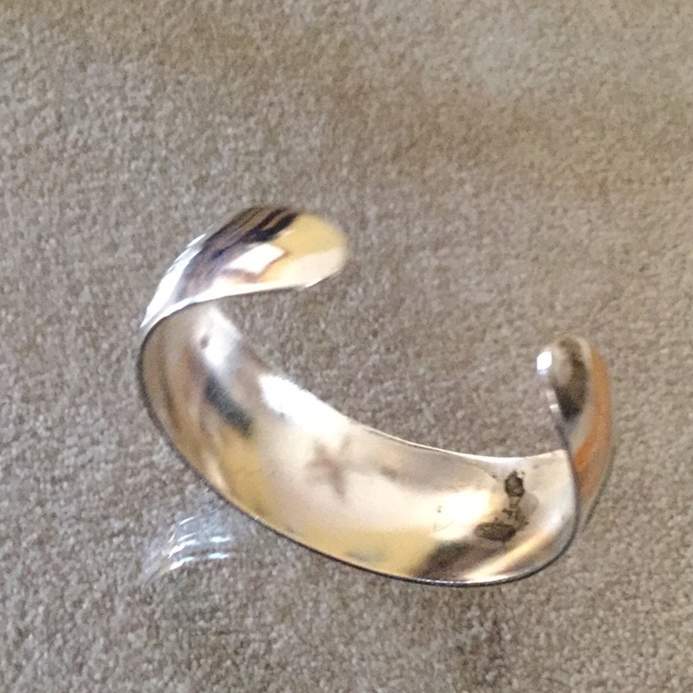 Tibetan Elephant Bracelet  NWOT - Picture 4 of 4